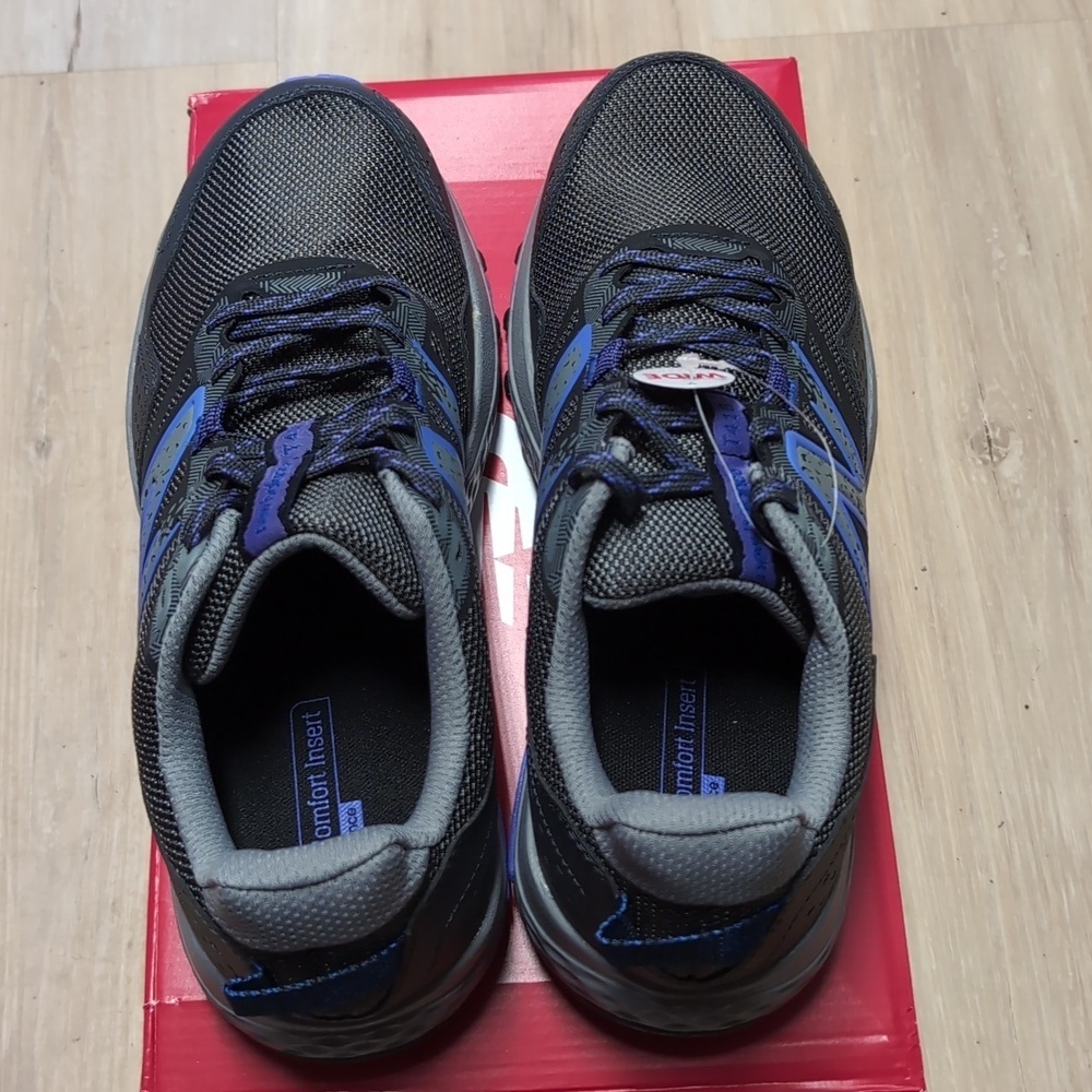 New Balance Women's 410 V8 Trail Running Shoes - Picture 6 of 6